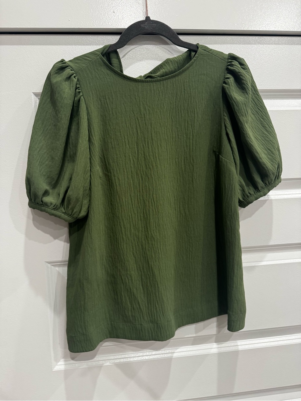 crown & ivy Olive Green Puff Sleeve Blouse